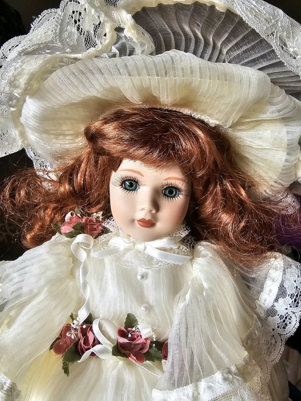 BEAUTIFUL VICTORIAN STYLE SEYMOUR MANN PORCELAIN DOLL. RED HAIR